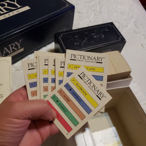 Pictionary First Edition- 1985 - Picture 9 of 9